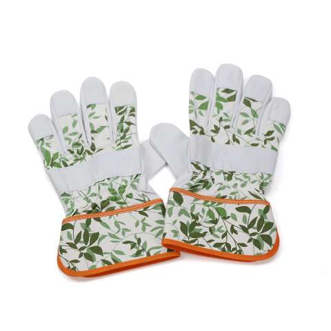 Female flower printed safe working gloves for gardening and house repairing